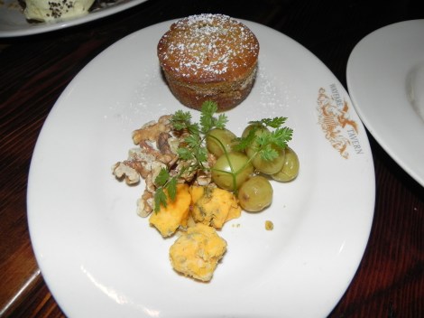 Spiced Pumpkin Pudding Cake